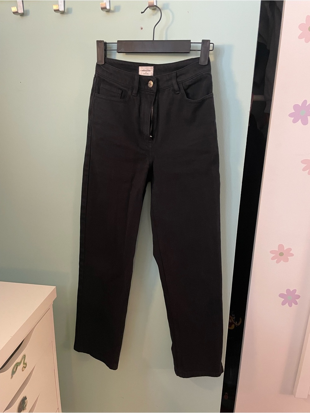Wilfred Straight-Leg Jeans